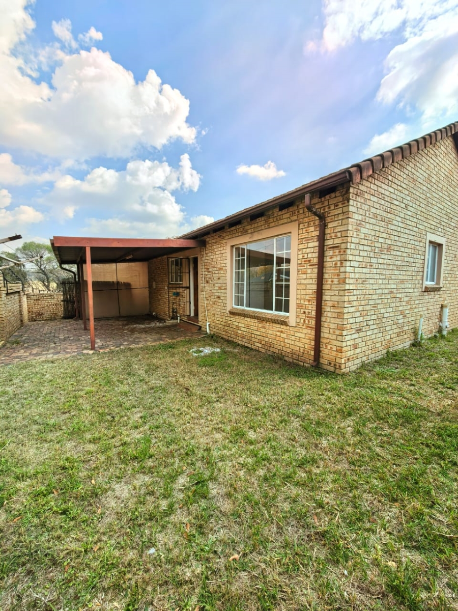 2 Bedroom Property for Sale in Sasolburg Ext 11 Free State